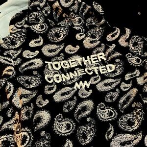 Men’s zip up hoodie made by Zara